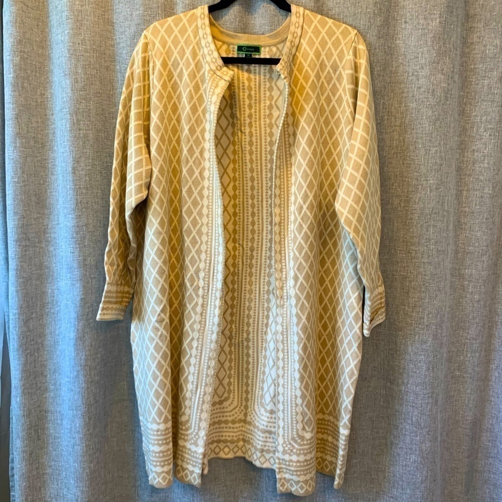 𝅺WOMENS 1x C. Wonder creme and tan heavyweight long cardigan
